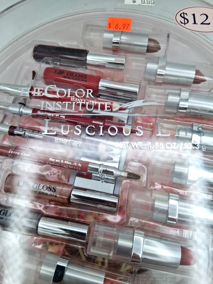 Juego de labios y delineadores The Color Institute Luscious Lips 2002 de Markwins nuevo en caja Foto 2 de 4