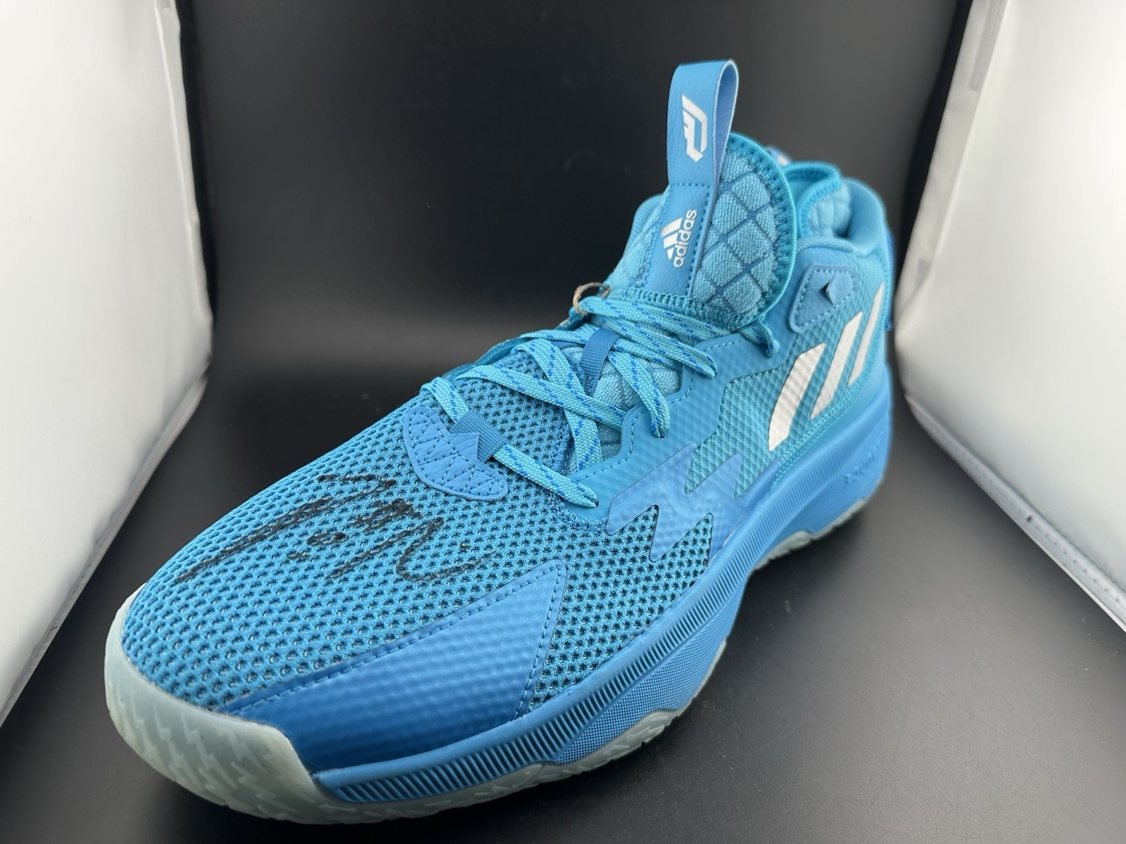 DAMIAN LILLARD SIGNED ADIDAS SHOE BAS AUTOGRAPH DAME BUCKS BLAZERS BASKETBALL