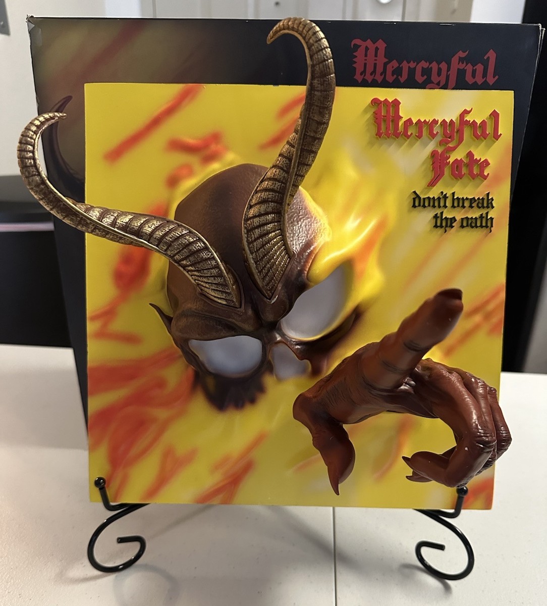 DON'T BREAK THE OATH MERCYFUL FATE UK 盤 MERCYFUL FATE - Don't Break The Oath - Amazon.com Music