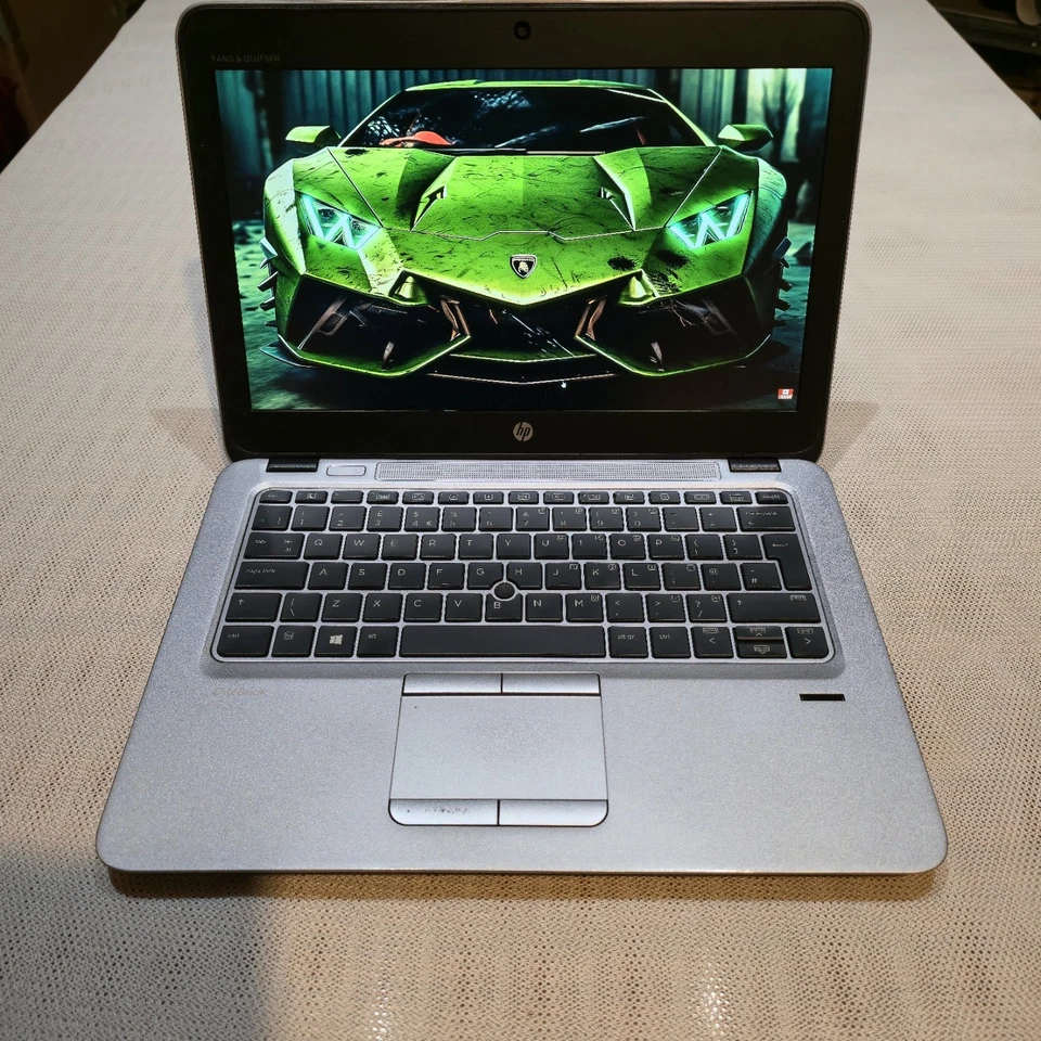 HP EliteBook 820 G3 , i5 , 12.5", Wind 11 , 256Gb M2 SSD+1TB HDD, 12Gb RAM (E05) - Image 3 of 4