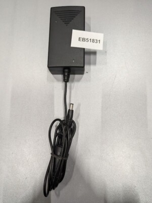 DVE DSA-0601S-12 1 1250 Netzteil 12V 4.2A Gebraucht Aktiv Ohne Stromkabel