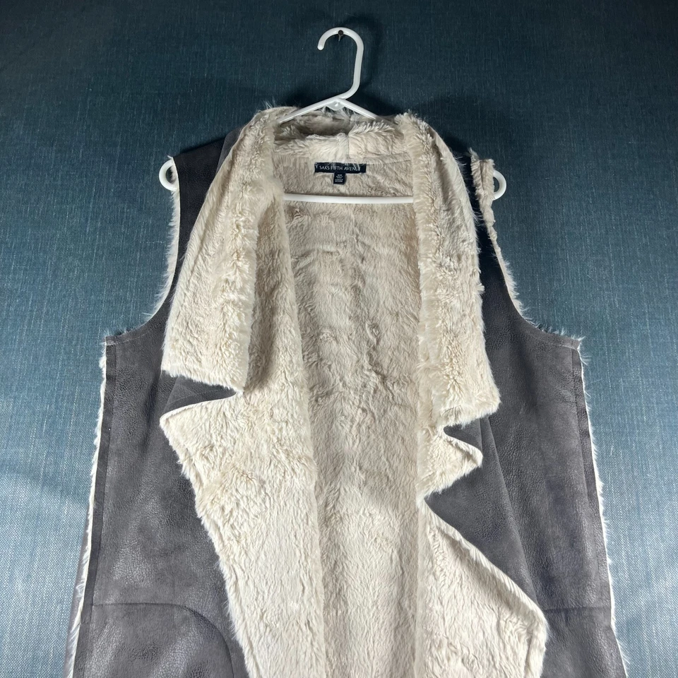 Chaleco de piel sintética Saks Fifth Avenue para mujer talla M marrón forrado cuello frente abierto Foto 4 de 4