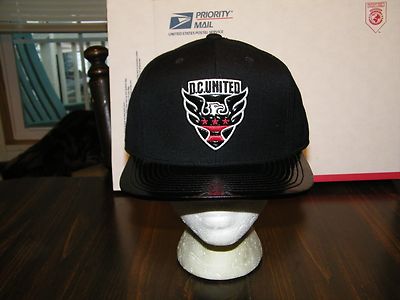 D.C. United Mitchell & Ness BLACK HIP-HOP FITTED 7 3/8 CAP, HAT NWT