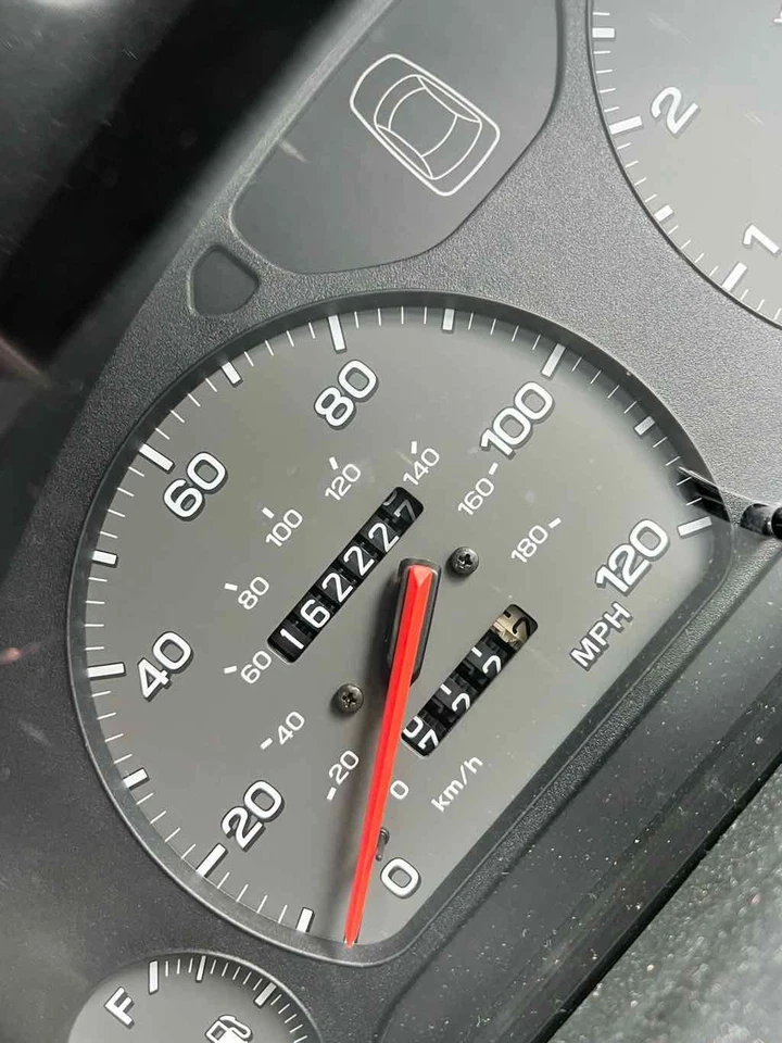 Used Fuel Injection Air Flow Meter fits: 1998 Subaru Legacy AT Grade A - Image 4 of 4