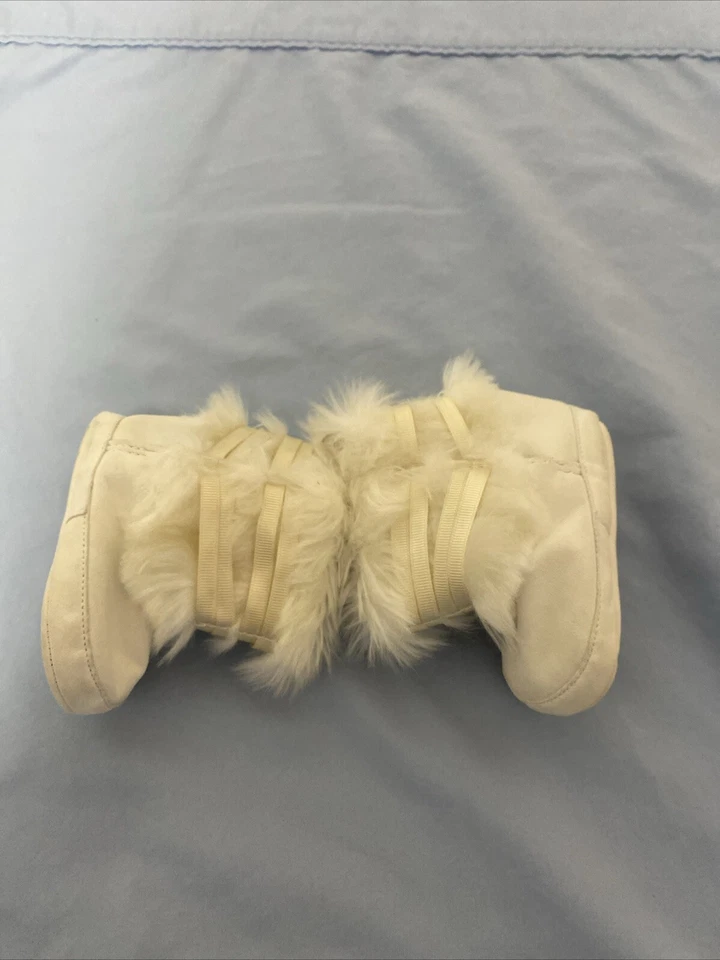 Botas Peludas Infantiles Oso Resistente Botines Marfil Blanco Gamuza Sensación Foto 4 de 4