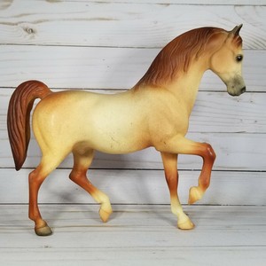 breyer horse family