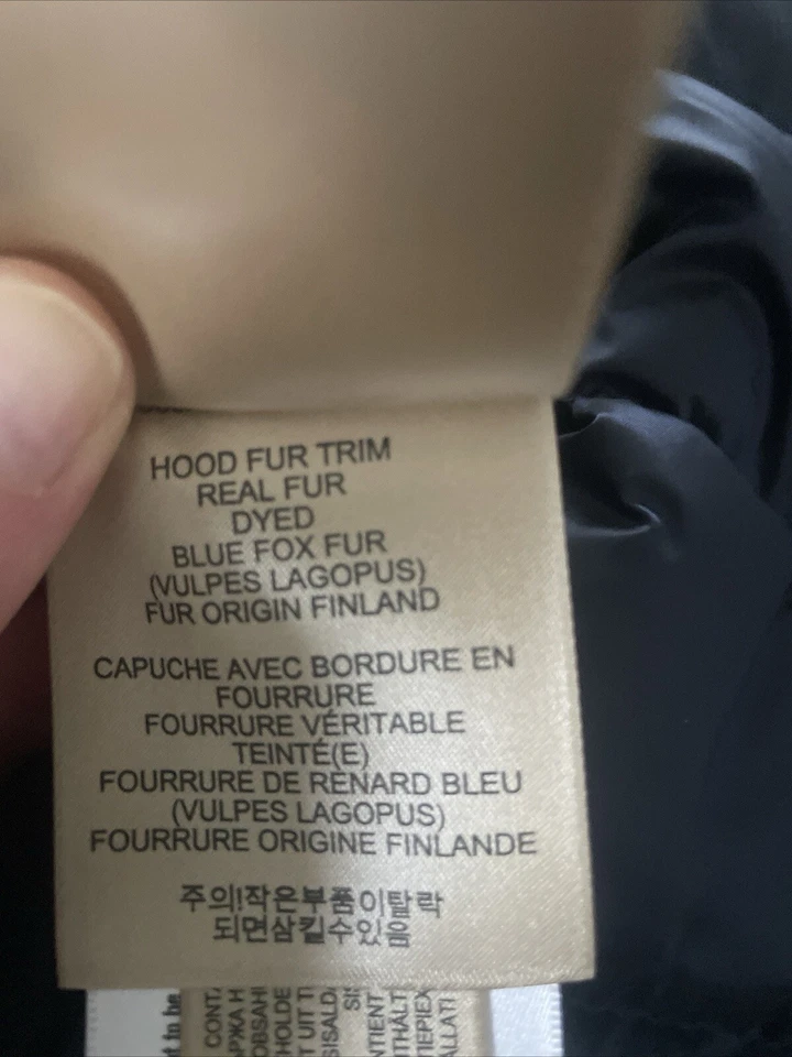 BNWT Burberry Black Down Quilted Fox Fur Jacket / Coat Women’s L/ UK12 - Image 2 of 4