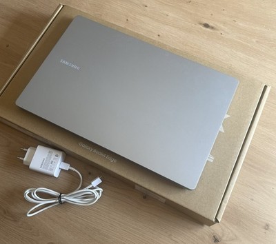 Samsung Galaxy Book4 Edge 15,6  Snapdragon X Plus | 16 GB RAM | 256 GB SSD | Top