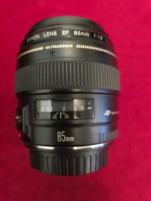 Canon EF 85mm F/1.8 USM Lens Ultrasonic Made in Japan