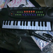   HS-3250 32-Key Kids Electric Piano Keyboard with Microphone  Recording Sounds