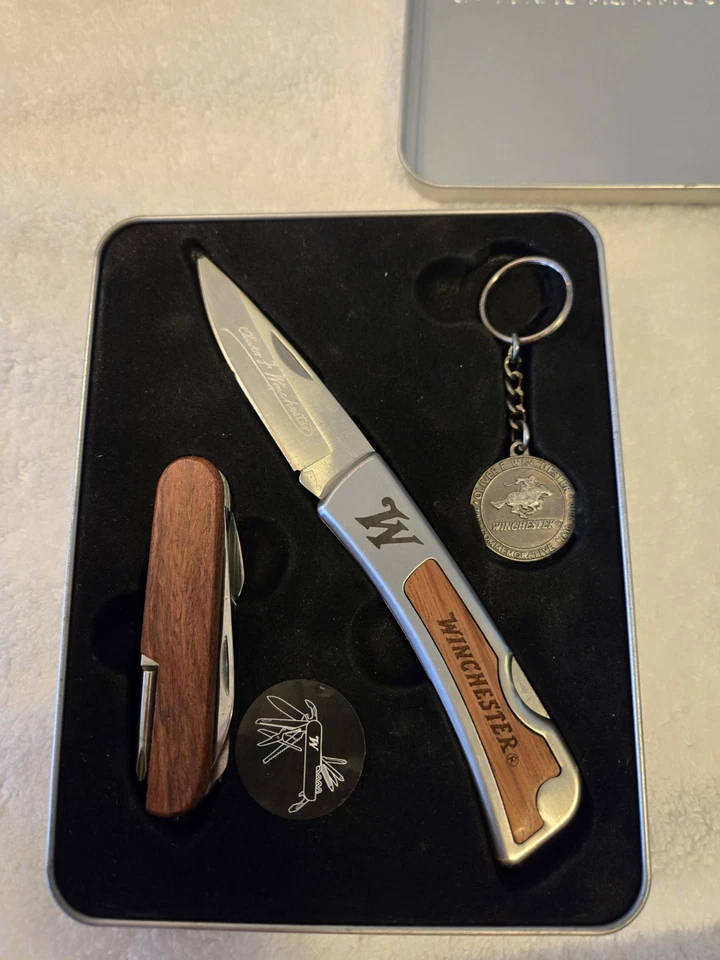 Оливер Ф. Винчестер 200 памятный набор нож, мульти инструмент и брелок новый - Изображение 2 из 3