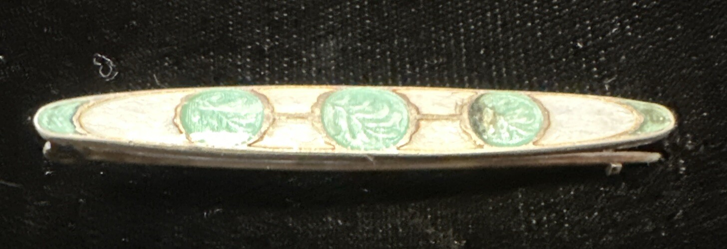 Picture 2 of 6