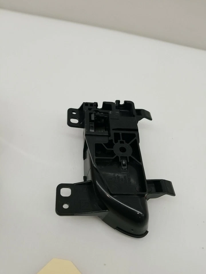 Manija de puerta delantera interior interior del lado derecho del paso derecho de Subaru Outback 2010-2014 OEM Foto 3 de 4
