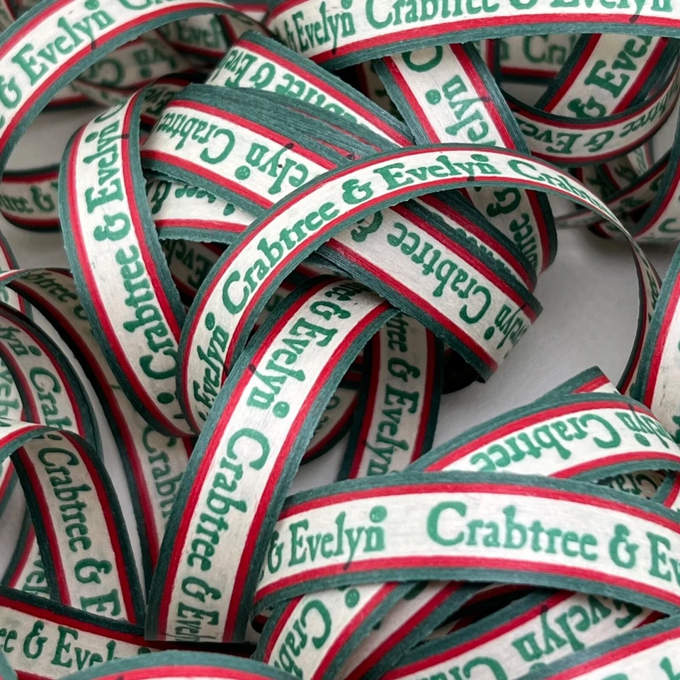 Crabtree & Evelyn Green Red White 1/2" Double Sided Ribbon Large Spool 50++ Feet - Image 2 of 4