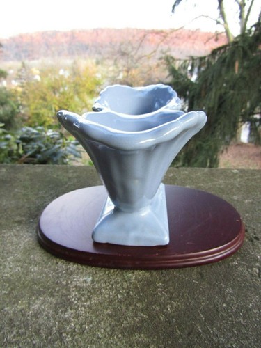 Vintage Decorative Abingdon Blue Ceramic Cornucopia Vase / Planter ~10.75 x 5.0 - Picture 6 of 8
