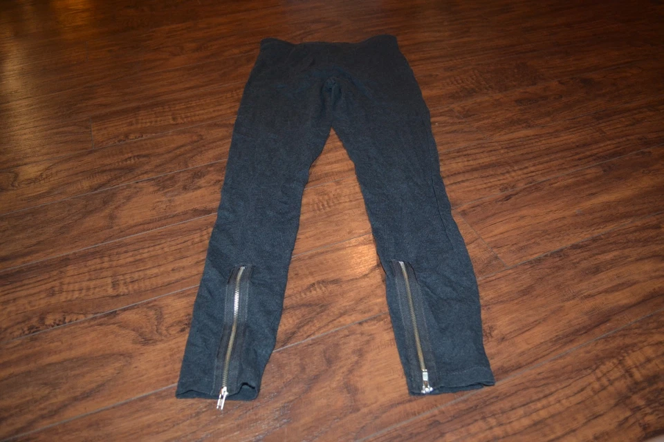 H9- AB Studio Gray Leggings Size Small - Image 4 of 4