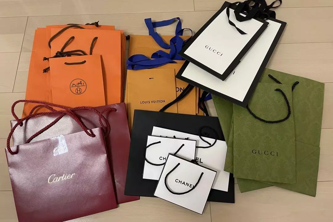 Luxury Brand Shopping Gift Paper Bag Set Hermes Louis Vuitton Gucci etc.  14130