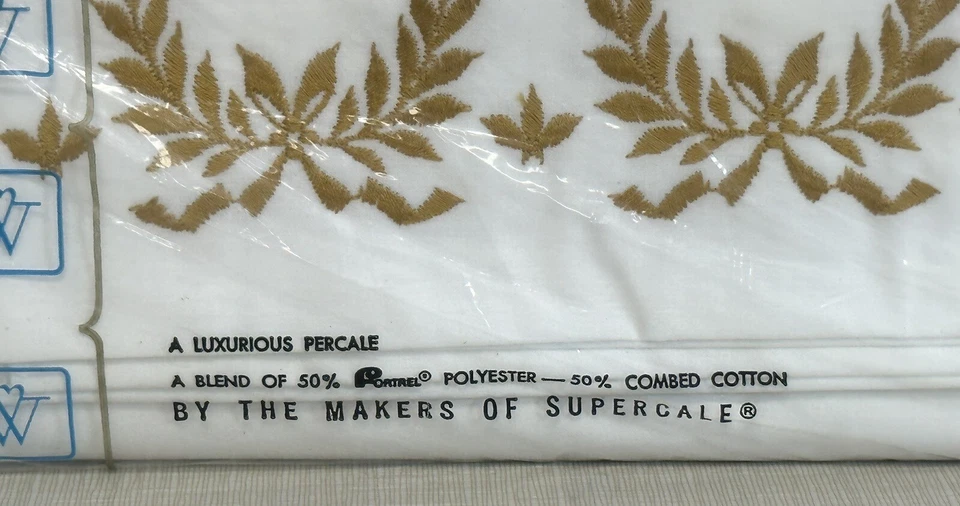 Vintage Wamsutta TWIN Flat Sheet Embroidered White/Gold Ultracale Percale - Image 4 of 4