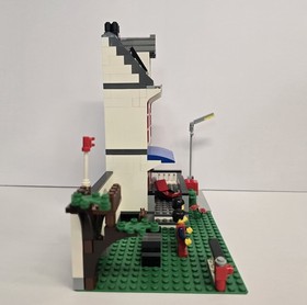 LEGO City 2010 City House (8403)