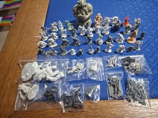 Unpainted Miniatures Lot 1 Reaper Bones Dungeons And Dragons Extras