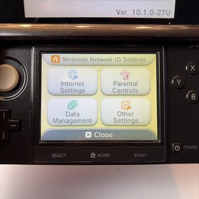 Nintendo 3DS Handheld Video Game Console Black CTR-001 (USA) W Charger US Model