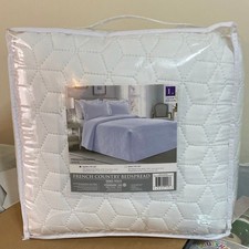 French Country White Bedspread Queen 3 Piece Set Shams Textured Lush Decor NEW