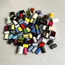 LOT OF 86 MINI TRAVEL SIZE SPOOLS OF THREAD MULTICOLORS White Black Pink Gray