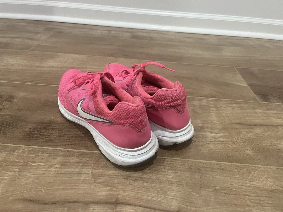 Nike Downshifter 6 Women’s Size 9.5 Fire Pink  Running Shoe - Image 2 of 4