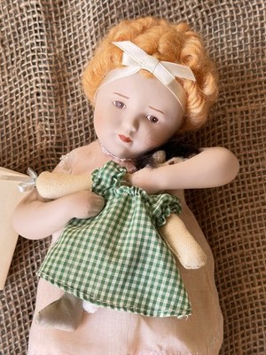 BESSIE PEASE GUTMANN DOLL ''VIRGINIA'' THE HERITAGE COLLECTION vintage