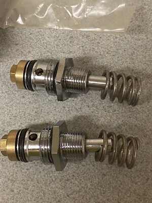 NEW COLUMBIA PRODUCTS 2 PACK BUNZL - MODEL 30131061 1062-2 VALVE REPLACEMENT KIT