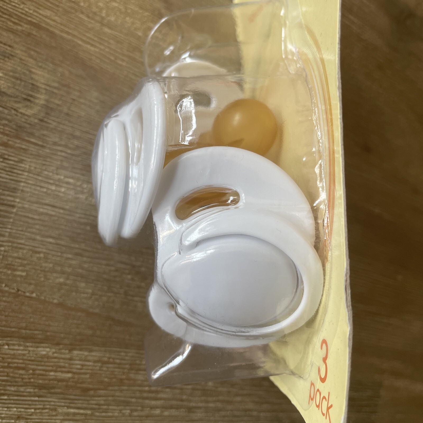 3x Happy Baby Natural Latex Cherry Dummies White 69 Month New