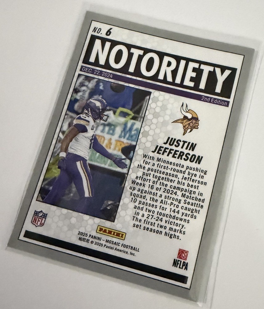 2025 Panini Mosaic Football - Notoriety Justin Jefferson #6