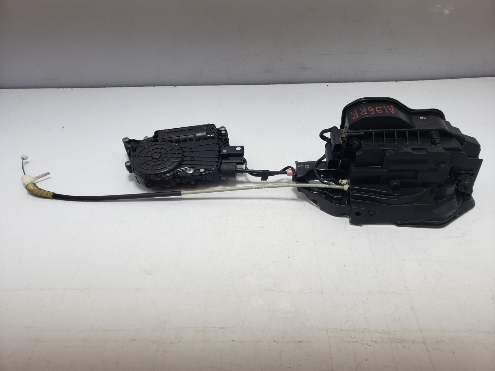 ✅ 10-14 OEM Rolls-Royce Ghost RR4 Rear Right Passenger Door Lock Latch Actuator