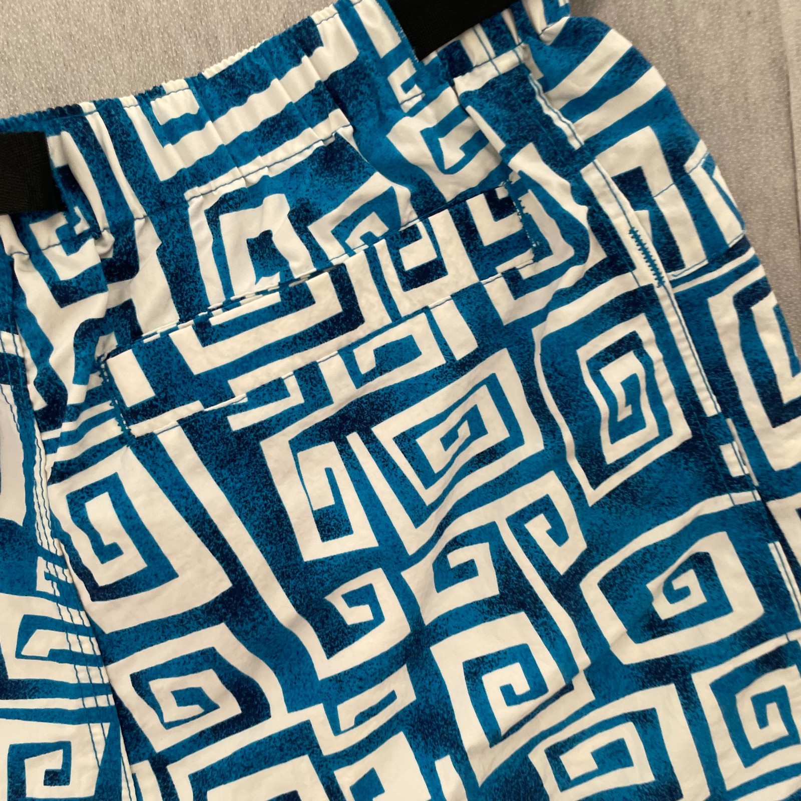 VINTAGE 2000 Patagonia River Shorts Baggies Mens Medium Spiral Pebbles Print image 6