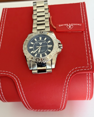 SWISS LEGEND NEW OLD STOCK WATCH W/TAG NEW BATTERY WORKS SL  display picture 1