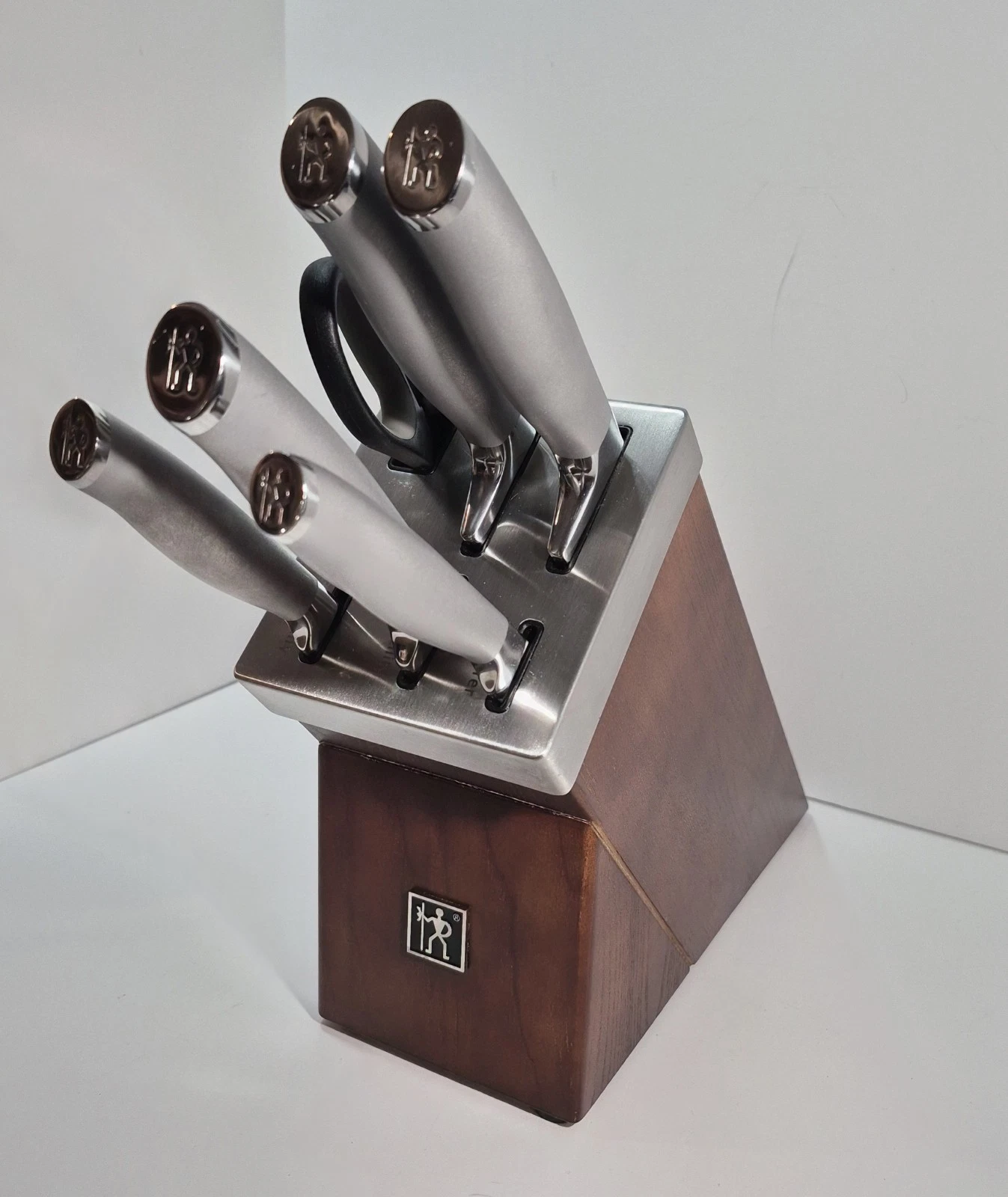 Henckels Modernist 7pc Self-sharpening Knife Block Set
Opens in a new window or tab