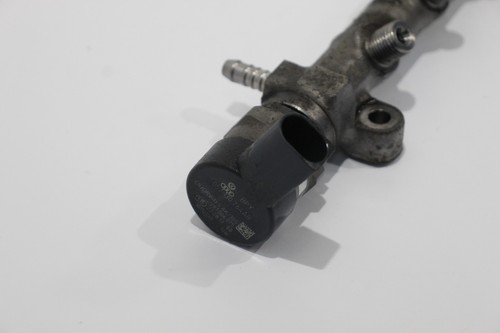 Skoda Octavia NX MK4 2.0TDi Diesel Fuel Rail 04L130089B - Picture 3 of 14