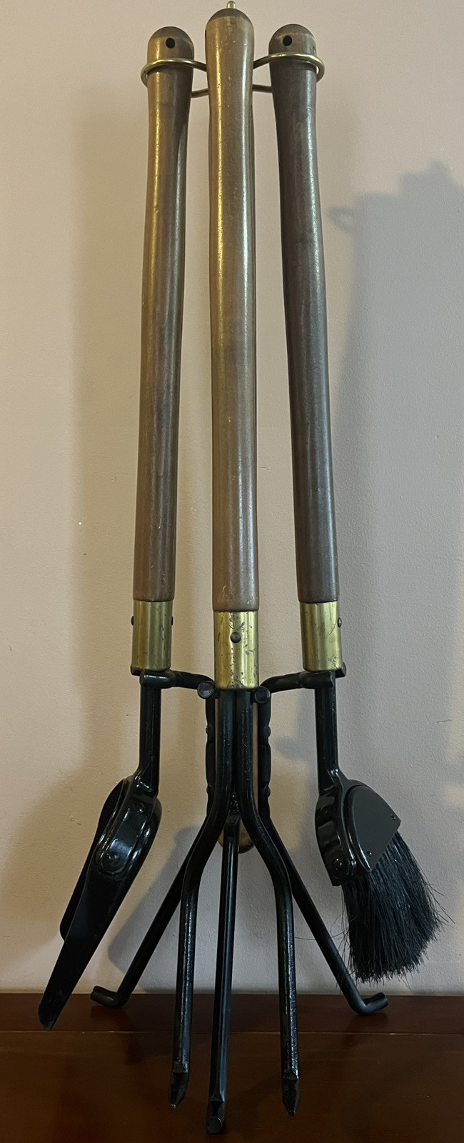 Seymour Mid Century Modern 4-Piece Brass Fireplace Tool Set with Long Handle and Wood Accents  