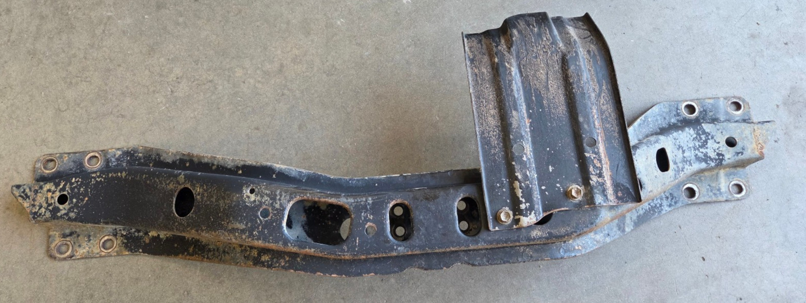 Transmission Mount Crossmember 1986-1995 Toyota Pickup 4runner 4x4 Manual 3.0 V6