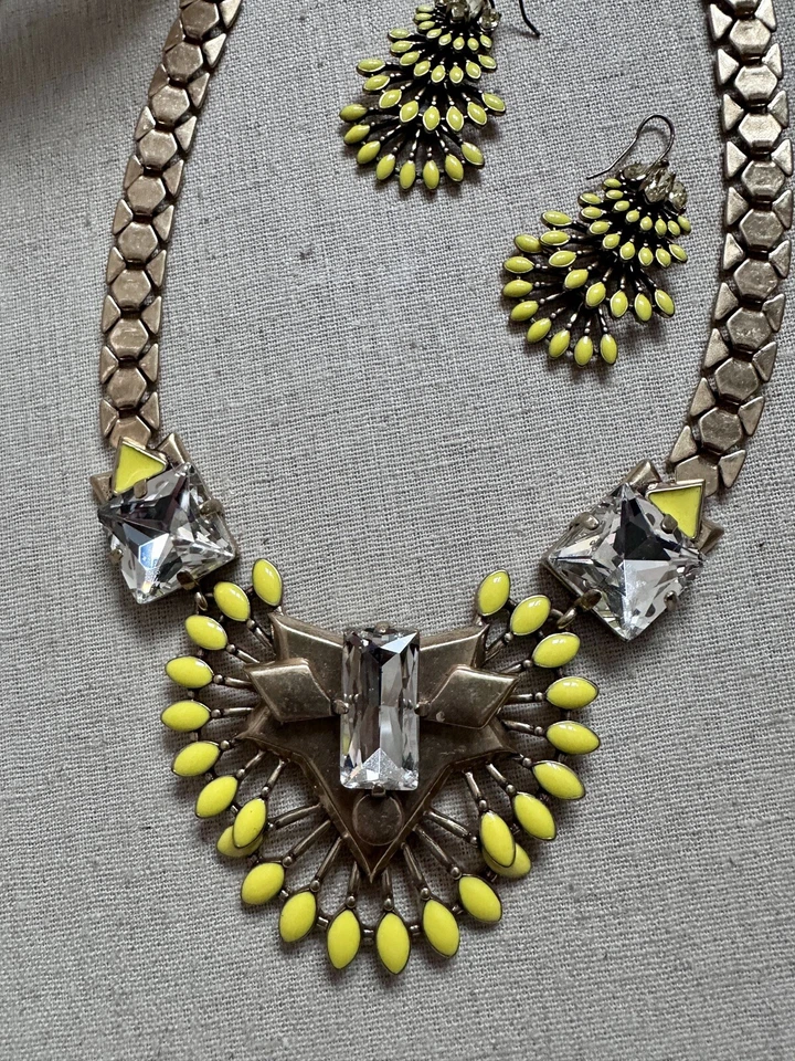 STELLA & DOT  Signature Set: Collier, Armreif, Ohrringe, Modeschmuck NP: 349,00 - Bild 4 von 4