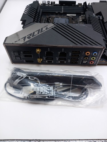 ASUS ROG MAXIMUS XIII HERO INTEL Z590 LGA1200 Support 11th Gen/10th Core CPU - Picture 4 of 6