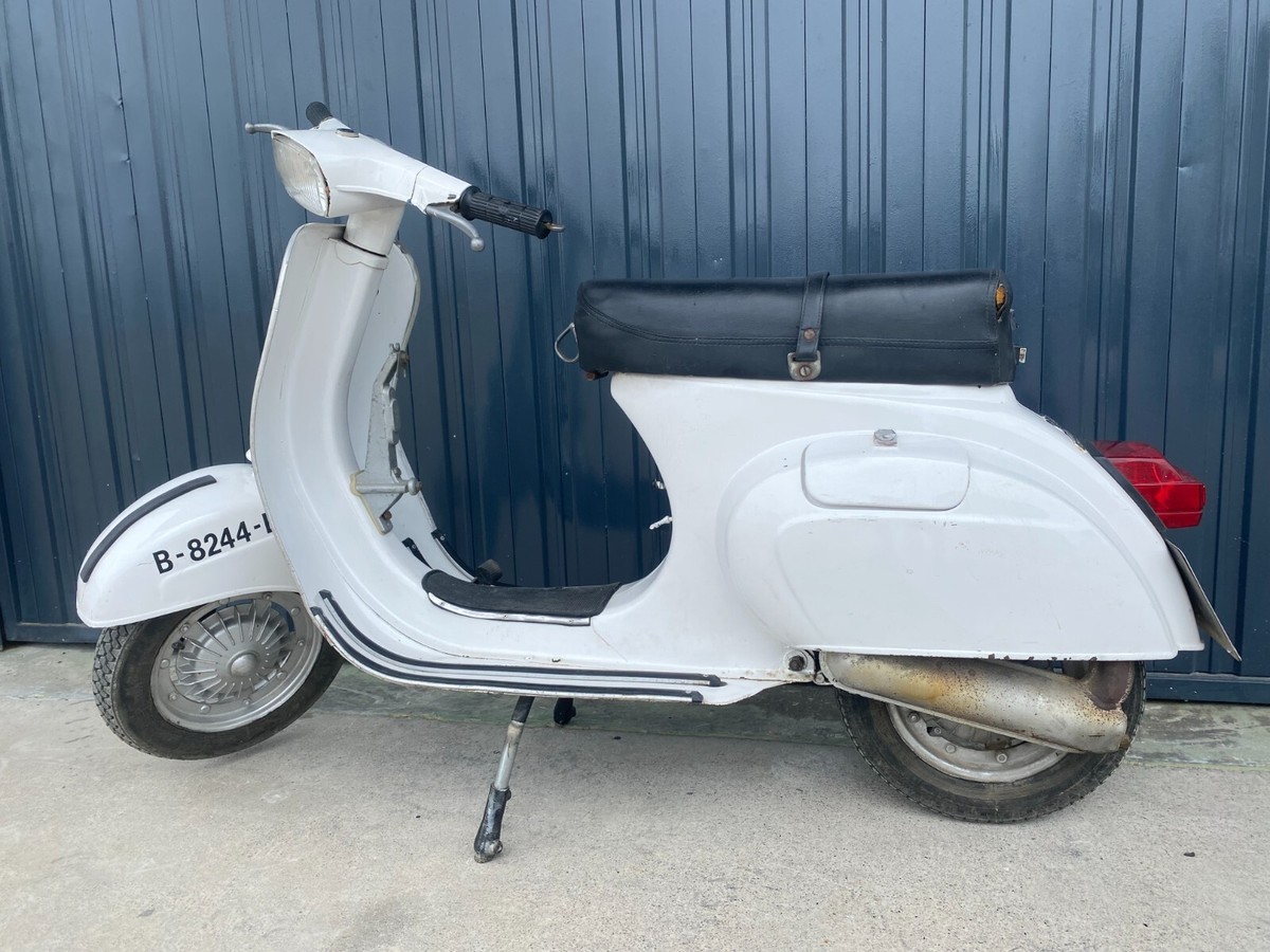 1983 Vespa Primavera NK 125 Rear Chrome | Red | Spain | Universal