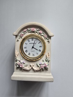 Wellington Miniatur UHR florales Design Quarzwerk batteriebetrieben