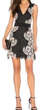 Alice + Olivia Size 4 Patrice Two Tone Black Lace Sleeveless Cocktail Dress