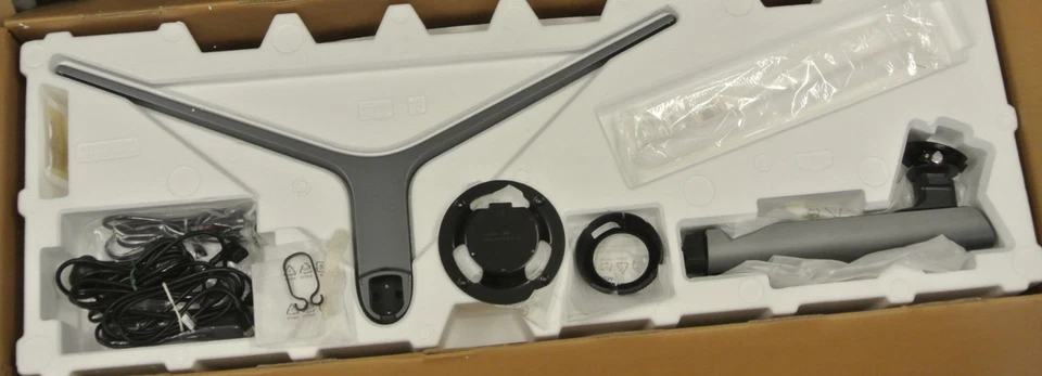 Samsung C49HG90 49 Zoll QLED 3840x1080,144 Hz, 1ms OVP "sehr gut" *HÄNDLER* - Bild 4 von 4