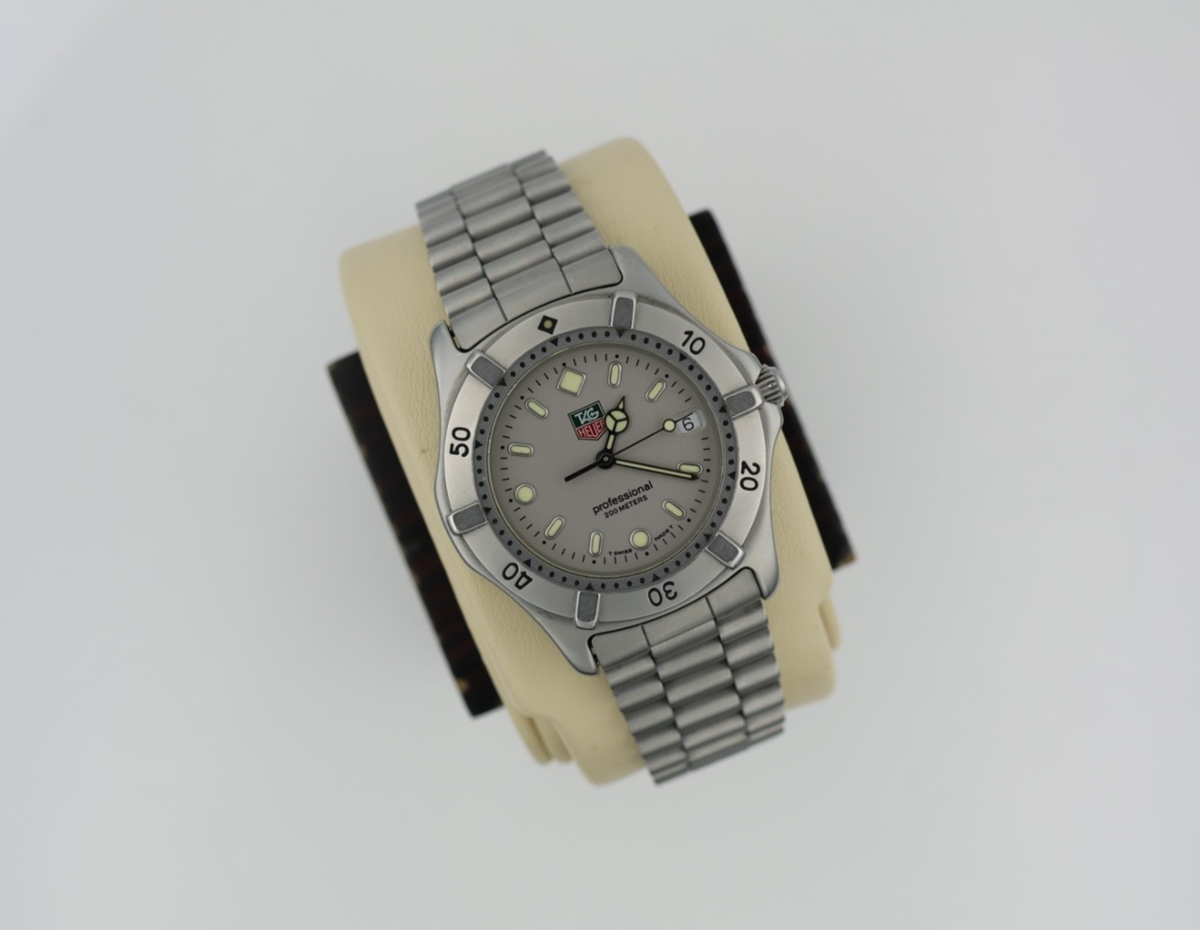 Tag Heuer WE1111.BA0300 Mens 2000 Series Professional Quartz Watch