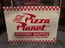 SDCC 2020 Mattel Exclusive Disney Pixar Remix Pizza Planet Alien Delivery Driver
