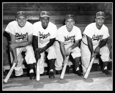 1949 Brooklyn Dodgers Photo 8X10 - Robinson Reese Campanella Hodges