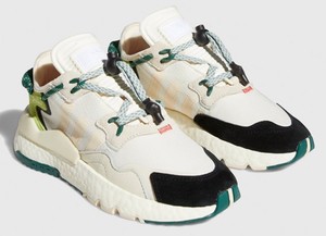 سياسات adidas nite jogger beige 