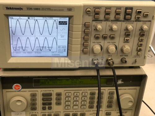 Tektronix TDS1001 Oscilloscope 40 MHz 2-CH Digital Storage Oscilloscope - Picture 3 of 3